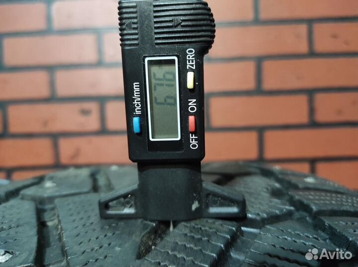 Pirelli Ice Zero 275/40 R22 108H