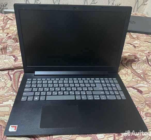 Ноутбук Lenovo V145-15AST