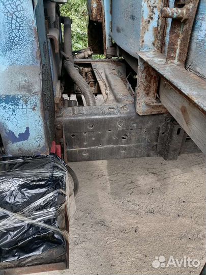 Nissan Condor с КМУ, 1995