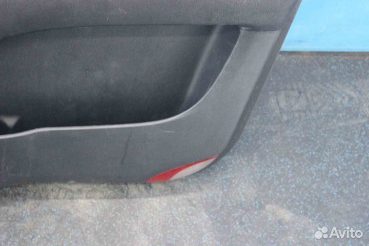 Обшивка двери Kia Sportage (Киа Спортейдж) KM 8230