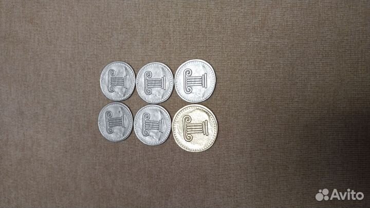 Монеты из магнита