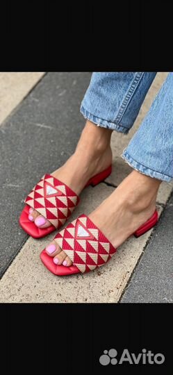 Шлепки женские prada