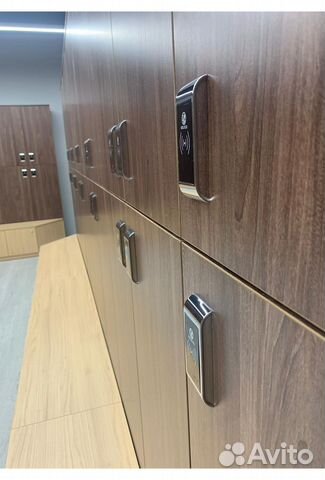 Электронные замки Ozlocks в раздевалку для фитнес