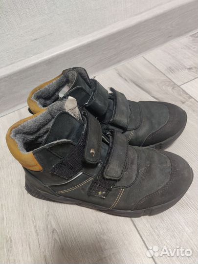 Ботинки демисезонные на мальчика 30
