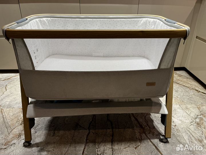 Приставная кроватка tutti bambini cozee