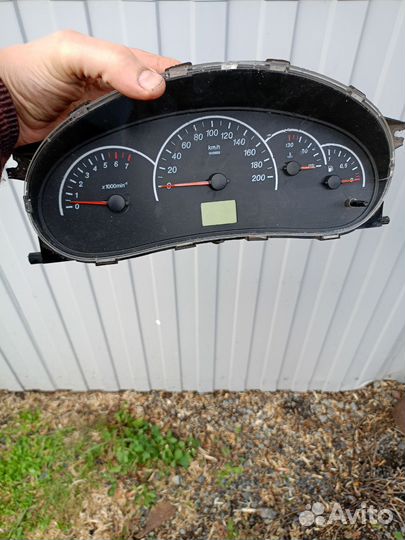 Щиток приборов LADA priora