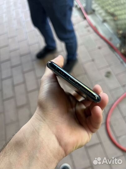 iPhone 11 Pro, 64 ГБ