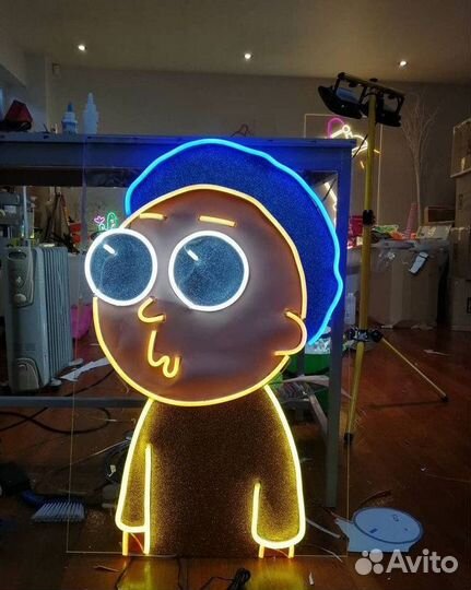 Неоновая вывеска / Световые буквы