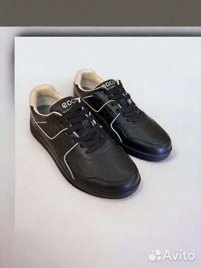Кроссовки edco