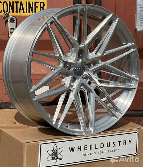 Кованые диски Vossen R22 Audi Q7 Q8