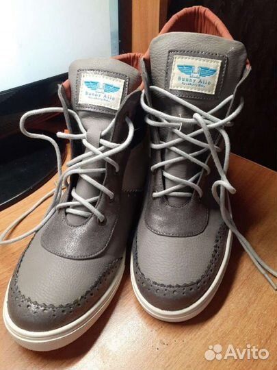 Ботинки женские осенние