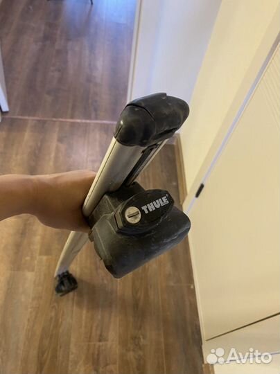 Багажник на крышу thule