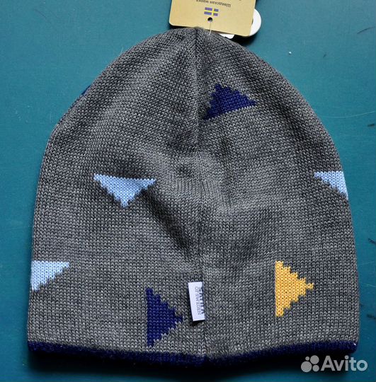 Шапка детская новая