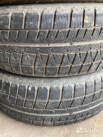 Bridgestone Blizzak Revo GZ 205/60 R16 92S