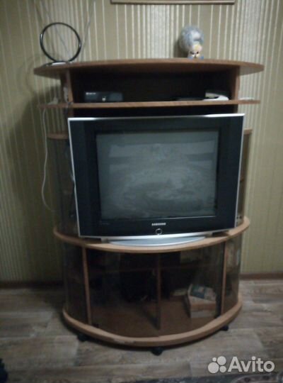 Тумба под тв