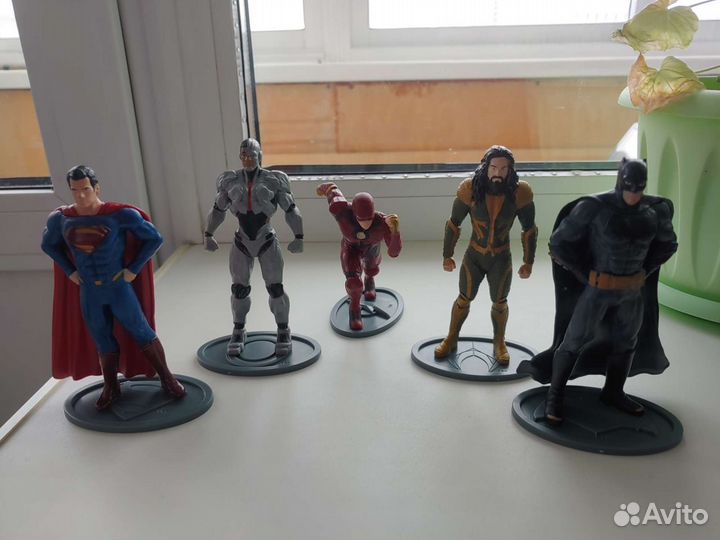 Фигурки герои DC Comics