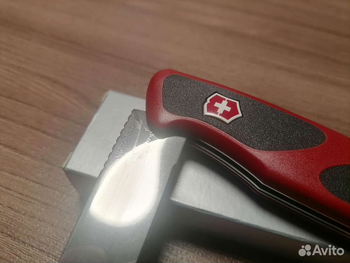 Victorinox Ranger grip 53