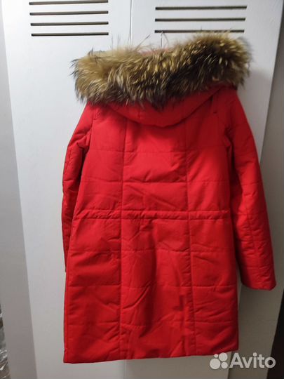 Парка зимняя с мехом 44 размер