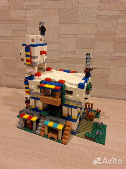 Конструктор minecraft Деревня Лам