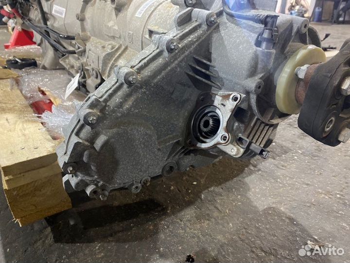 Раздаточная коробка Bmw X5 E70 N52B30 2008