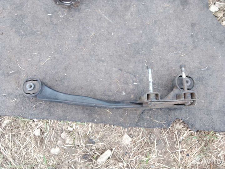 Балка переднего моста Nissan NP 300