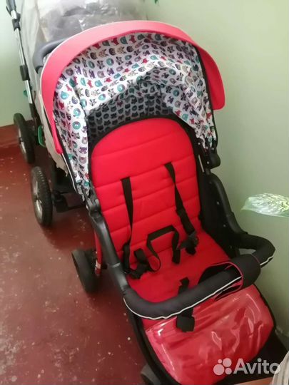 Прогулочная коляска