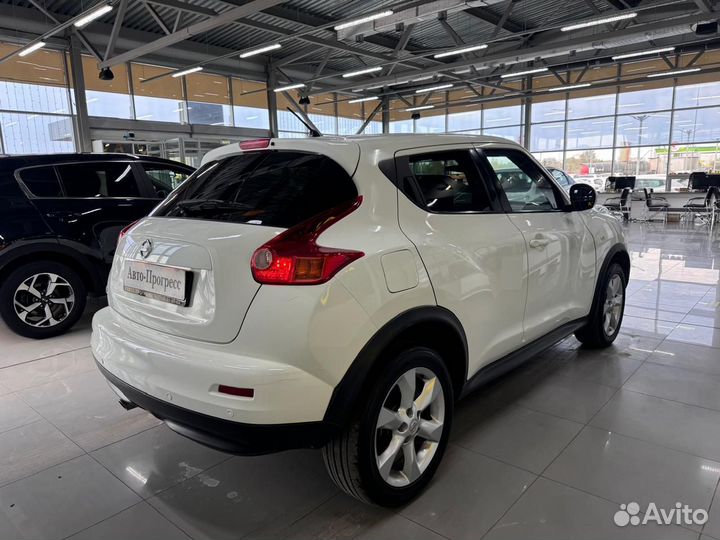 Nissan Juke 1.6 МТ, 2011, 111 000 км