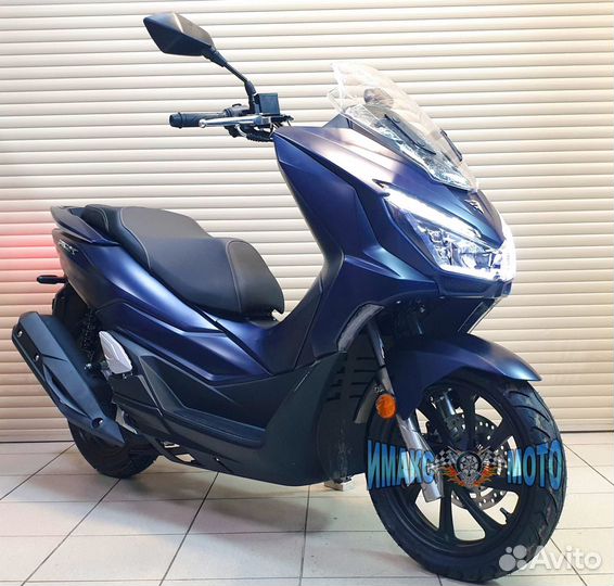 Скутер Vento VMC PCX 200