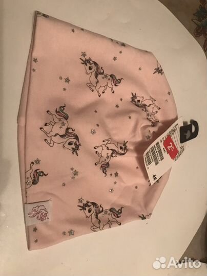 Шапка весенняя для девочки