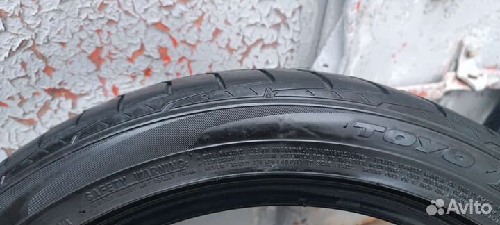 Toyo DRB 215/45 R17