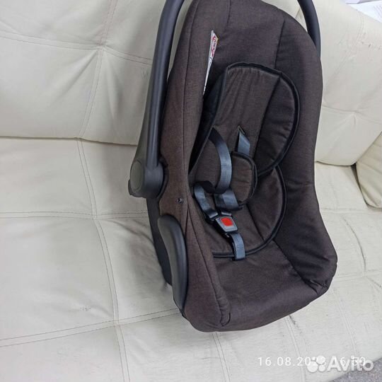 Детское авто кресло