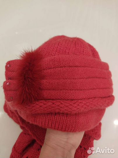 Шапка женская с шарфом