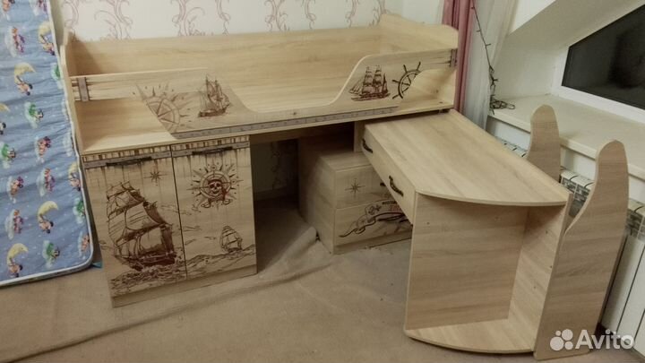 Детская кровать-трансформер