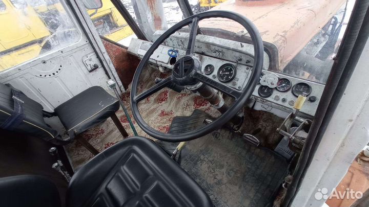 Трактор ХТЗ Т-150К, 1992