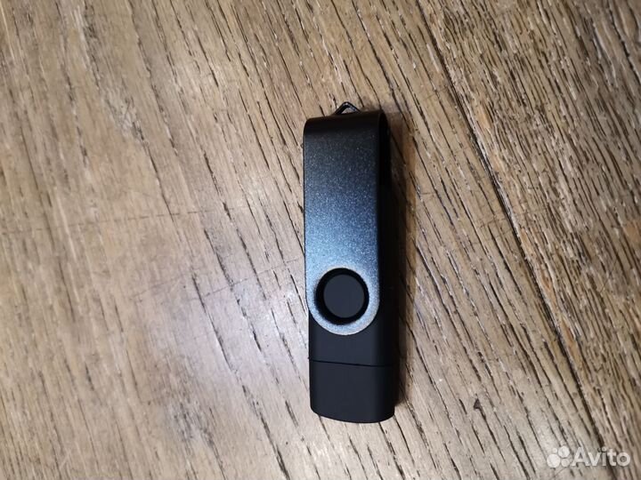 Флешка 64 гб. Новая