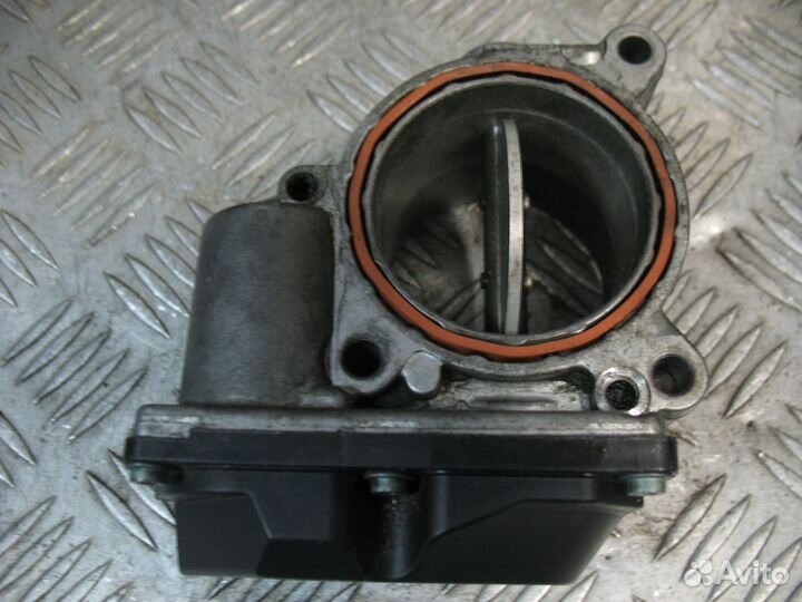 Заслонка дроссельная эл. Volkswagen Crafter 2011г