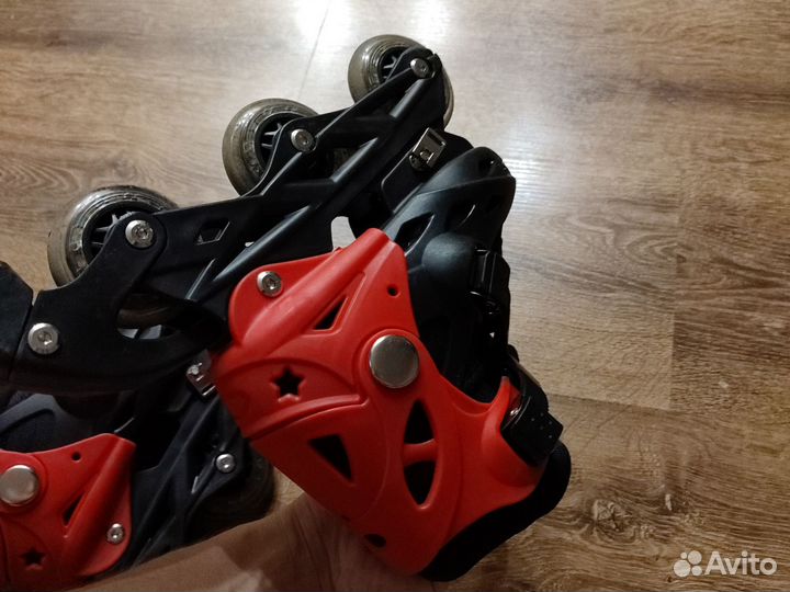 Ролики б/у черно-красные