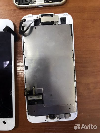 iPhone 8, 128 ГБ