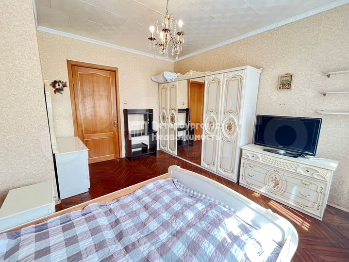 2-к. квартира, 57,4 м², 4/5 эт.