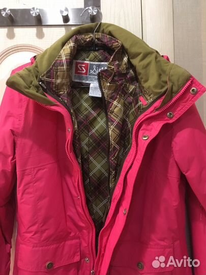 Куртка женская спортивная