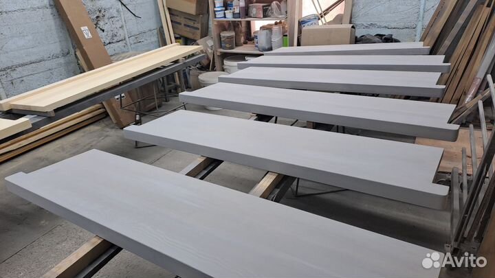 Деревянный подоконник