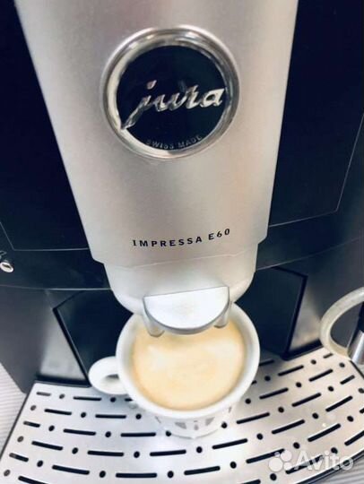 Кофемашина Jura E 60