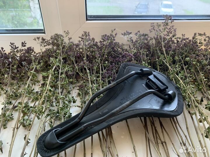 Седло fizik r7