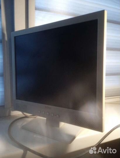 Монитор Belinea, 50-60hz, рабочий