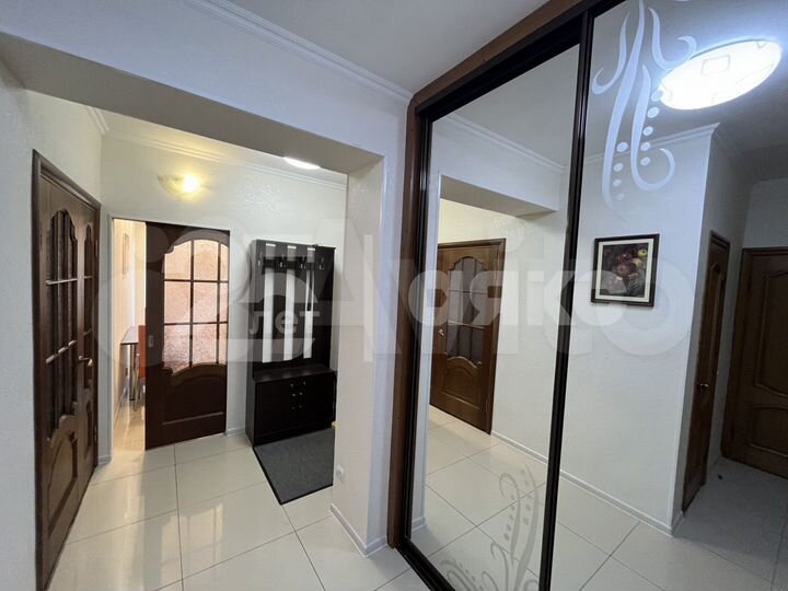 3-к. квартира, 81 м², 4/5 эт.