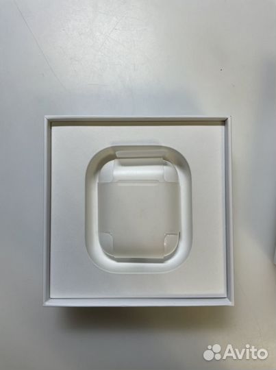 Наушники AirPods