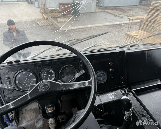 Бортовой грузовик МАЗ 53363, 2002