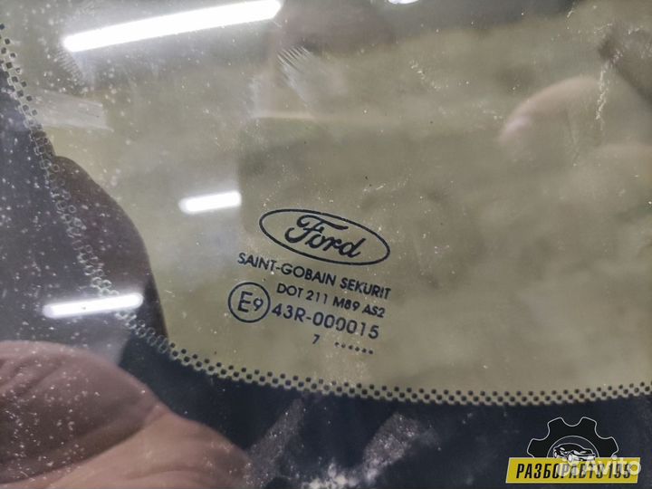 Стекло кузовное глухое левое Ford Focus II 2005-2