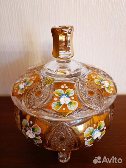 Хрустальная конфетница -бонбоньерка. Смальта