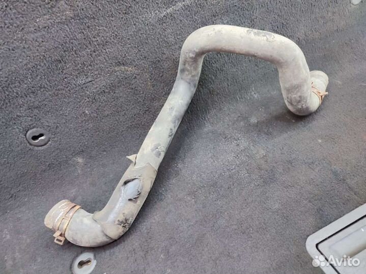 Патрубок радиатора для Mercedes-Benz E W124